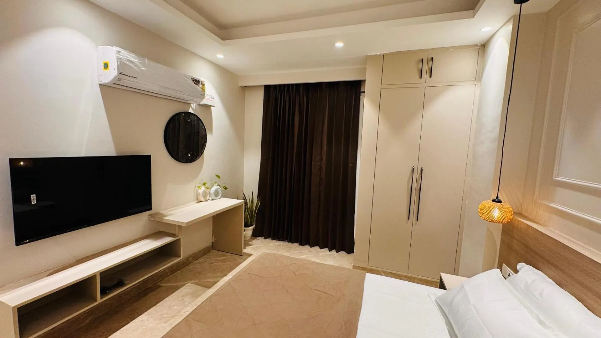 Upshelters Serviced Apartments Gurgaon India