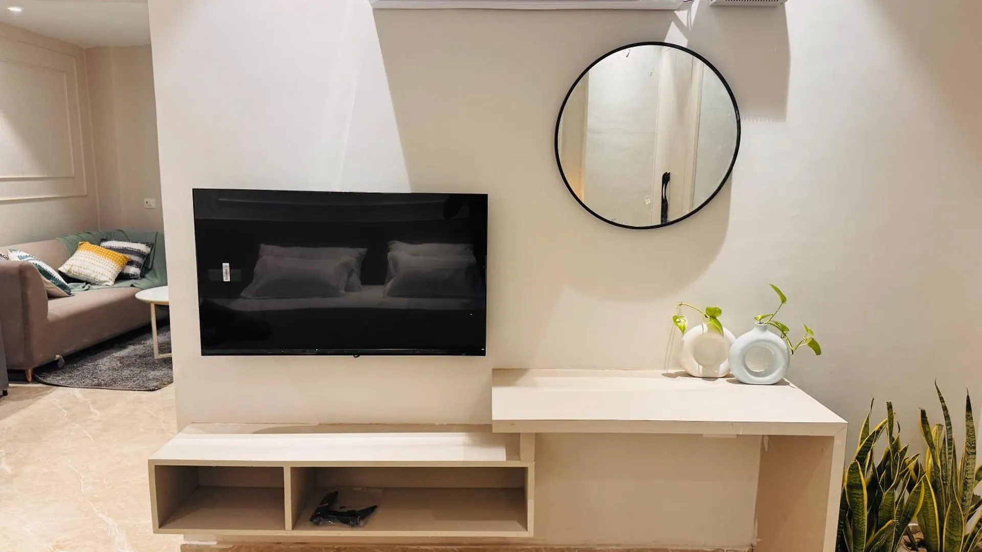 Upshelters Serviced Apartments Gurgaon 3*,